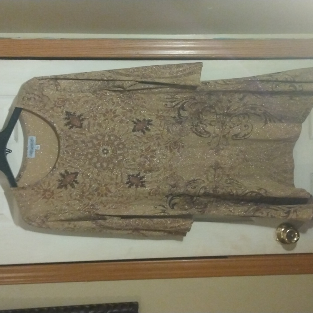 Closet Full tunic